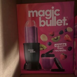 Magic Bullet Blender with Accessories . Black